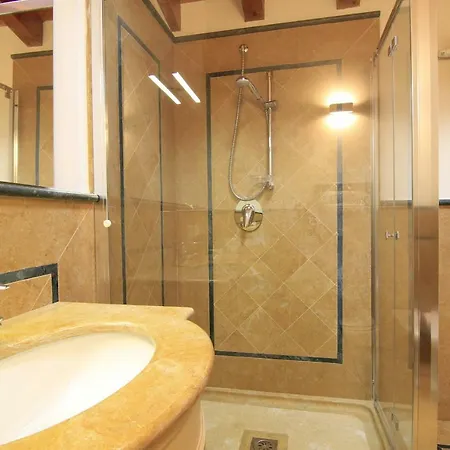 Al Poggio 9 Apartman
