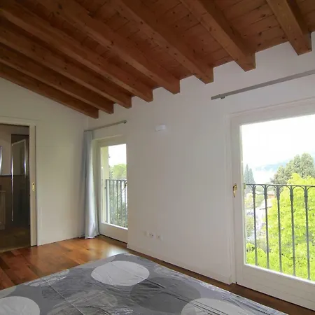 Al Poggio 9 Apartman *